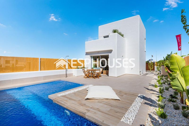 Foto d0f7aa08-7b78-413f-aeb2-57990a728cde. Casa amb aparcament piscina a Las Lomas de Rame-Bahía Bella Alcázares (Los)