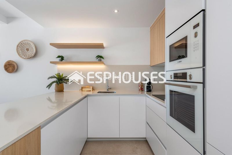 Foto e8b261fb-1d1d-4cc7-99ec-548e7195372a. Casa amb aparcament piscina a Las Lomas de Rame-Bahía Bella Alcázares (Los)