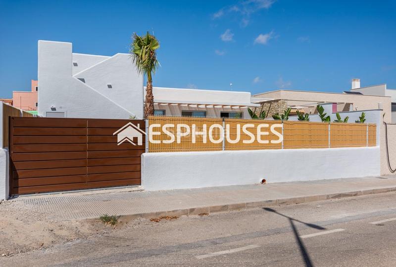 Foto ed1d4678-fa96-4fa3-a822-2c13bd818258. Casa con parcheggio piscina in Benijófar