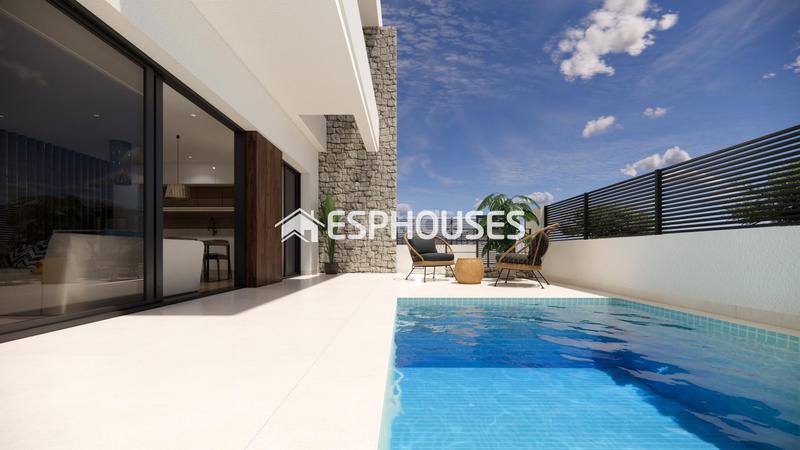 Foto af60e5f5-5fd2-4410-9d5b-f663463dd962. Casa pareada villa pareada de obra nueva en Dolores