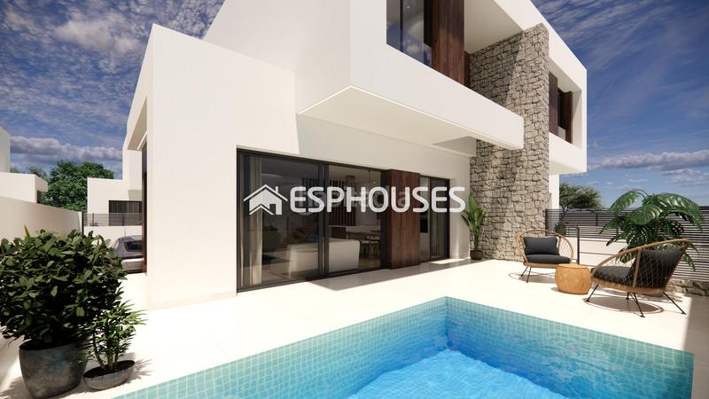 Foto f15757a2-f59d-4d4a-b2eb-4d1be2e6155a. Casa pareada villa pareada de obra nueva en Dolores