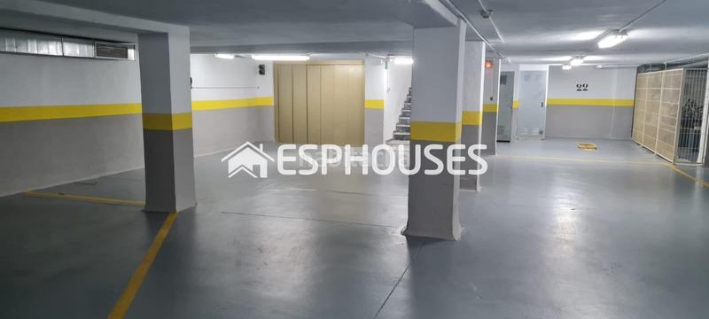 Foto ce90bc24-d261-495c-b5a8-a010eba77dd9. Aparcament cotxe a Las Viñas Guardamar del Segura