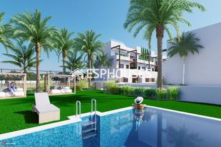 Maison à Torre de la Horadada. Bungalow de obra nueva, en planta alta, en torre de la horadada