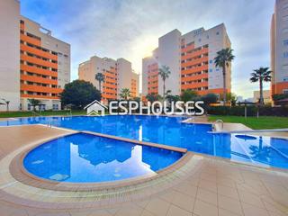 Appartement à Puerto Deportivo. Piso con vistas en un residencial exclusivo en guardamar