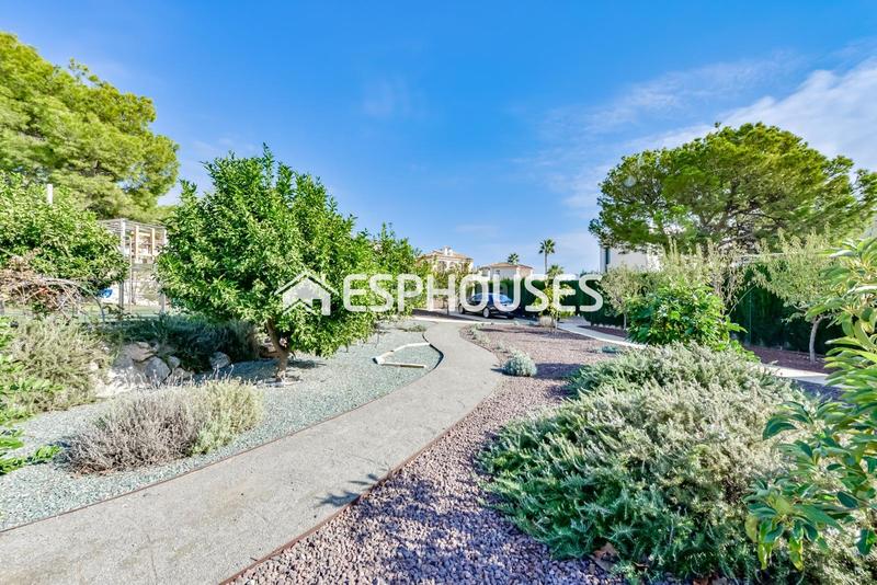 Foto 2ef69227-41e2-4f73-b5e5-3401dbadcd9e. Casa amb calefacció aparcament piscina a Golf Bahía Finestrat