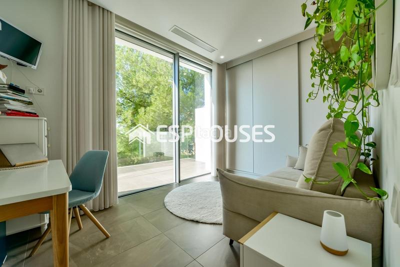 Foto 5679e2e5-a784-460d-8de6-f4e3245b1773. Casa amb calefacció aparcament piscina a Golf Bahía Finestrat