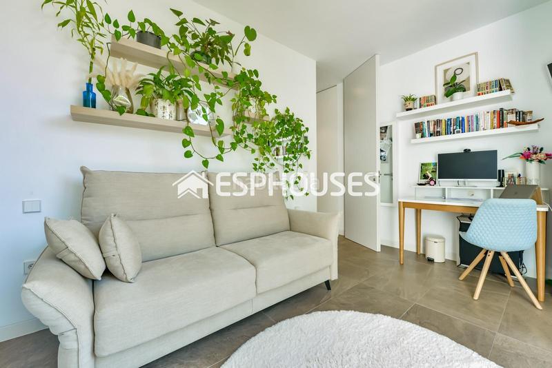 Foto 6f8f0b21-f791-4aaa-a9c3-93b152ce4d07. Casa amb calefacció aparcament piscina a Golf Bahía Finestrat