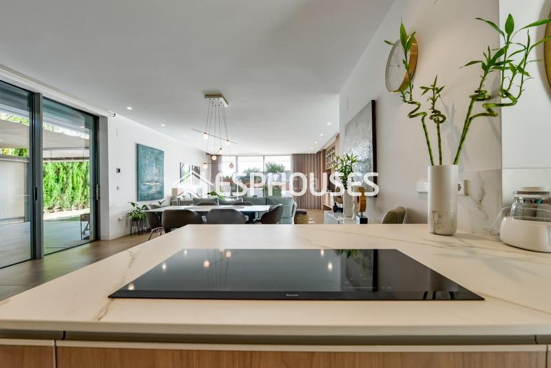 Foto 8937f986-ad60-4dc8-bac7-433311f22902. Casa amb calefacció aparcament piscina a Golf Bahía Finestrat