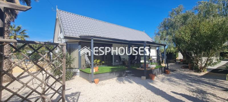 Foto 77483df2-4885-4e99-ab6a-8e188eecde77. Terreno residencial terreno con chalet en la hoya daimes en Elche / Elx