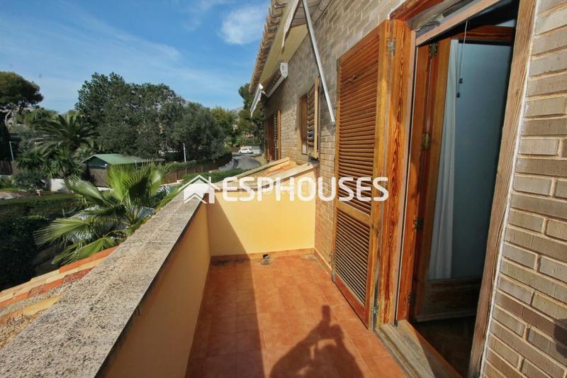 Foto 0a41a911-8b07-4f37-a5fd-d5a635e439bf. Casa con riscaldamento parcheggio piscina in Varadero Nucia (la)