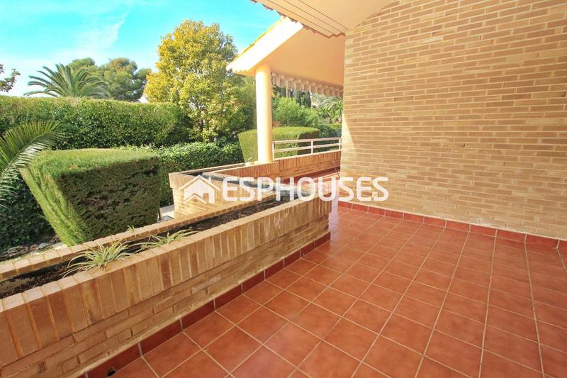 Foto 2a901628-988a-4528-a99e-1b09314c2c30. Casa con riscaldamento parcheggio piscina in Varadero Nucia (la)