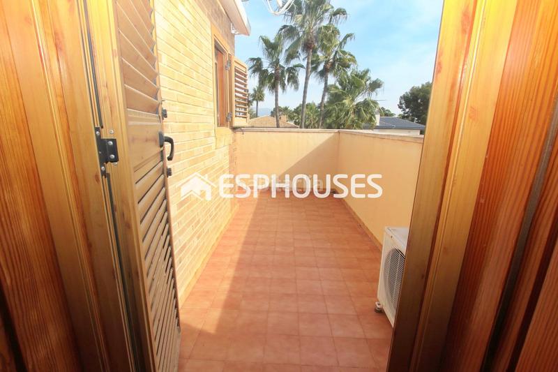 Foto c30aa492-fb9f-4f12-8a20-84b0b2954900. Casa con riscaldamento parcheggio piscina in Varadero Nucia (la)