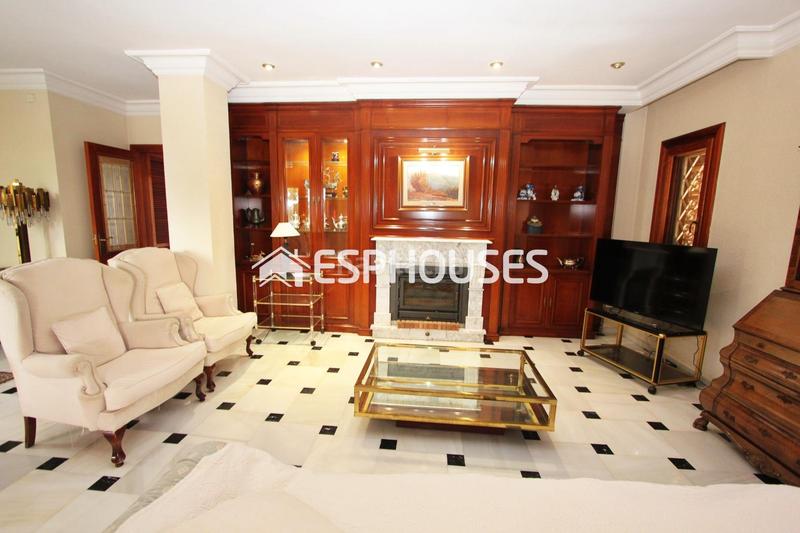 Foto fd93c5b5-4d98-4f31-ae3d-37eff32a3bcf. Casa con riscaldamento parcheggio piscina in Varadero Nucia (la)