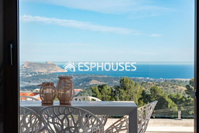 Foto 0f4427b2-9621-44c2-9789-0d6748b22ffb. Casa amb aparcament piscina a Casco urbano Polop