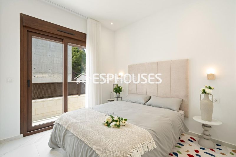 Foto 716ef99a-1ae8-4374-be17-fc1eebb8e207. Casa amb aparcament piscina a Casco urbano Polop