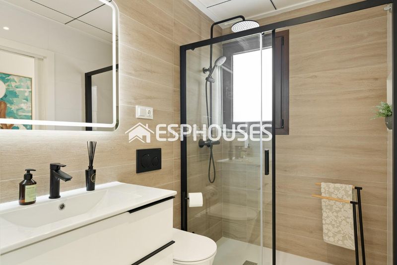 Foto a5564307-274d-41e0-ae64-59f9beb0f078. Casa amb aparcament piscina a Casco urbano Polop