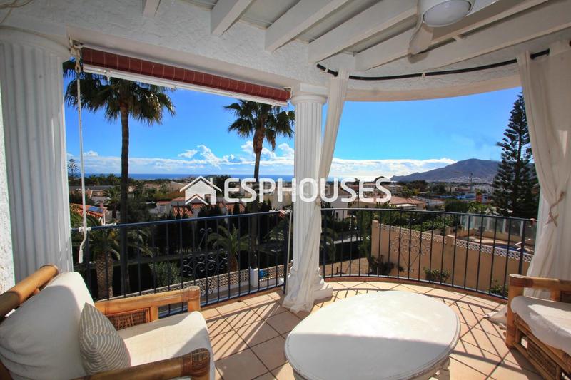 Foto 06a4a601-43a0-45f0-94af-a5d147a46379. Casa con riscaldamento parcheggio piscina in El Tossal-Bello Horizonte Nucia (la)