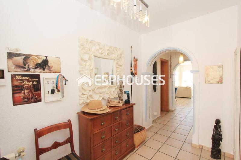 Foto 0c6ff47b-ce65-4b58-8e25-4b6e4e12b59b. Casa con riscaldamento parcheggio piscina in El Tossal-Bello Horizonte Nucia (la)