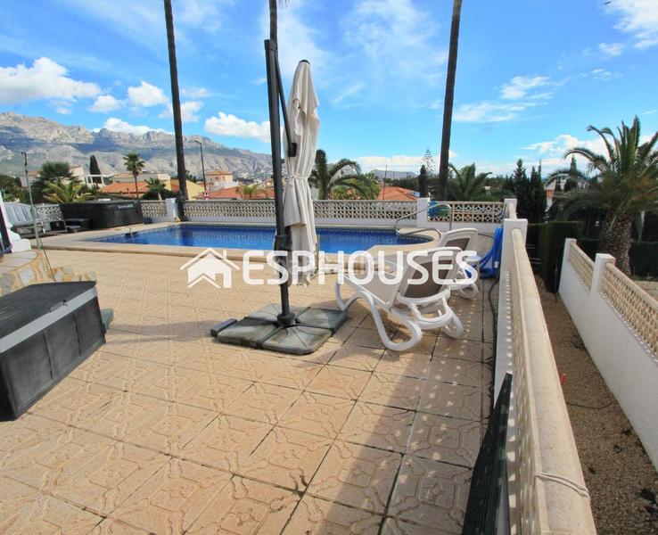 Foto 6b688f0b-6d92-4511-ad76-71128064a9f1. Casa con riscaldamento parcheggio piscina in El Tossal-Bello Horizonte Nucia (la)