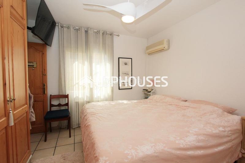 Foto f85ec570-b262-4527-88a2-3c5a8aa9a4a1. Casa con riscaldamento parcheggio piscina in El Tossal-Bello Horizonte Nucia (la)