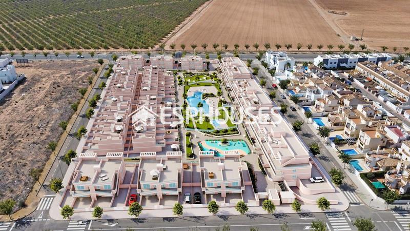 Foto 43d86ac6-b1e5-44ab-8d1a-28e76a46d707. Haus mit parking pool in Pueblo Latino Pilar de la Horadada