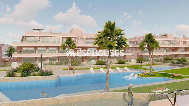 Foto 3128d6e0-fe7d-4529-a188-3629c70d0333. Haus mit parking pool in Pueblo Latino Pilar de la Horadada