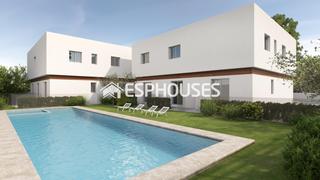 Casa a Los Almendros. Adosado de obra nueva, con 3 dormitorios, en villamartín, orihue