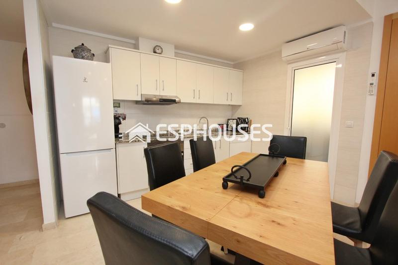 Foto 9b64687f-14ba-4131-817b-eefadbba17dc. Piso apartamento muy céntrico con plaza de parkingquotúltimo precioquot en Altea