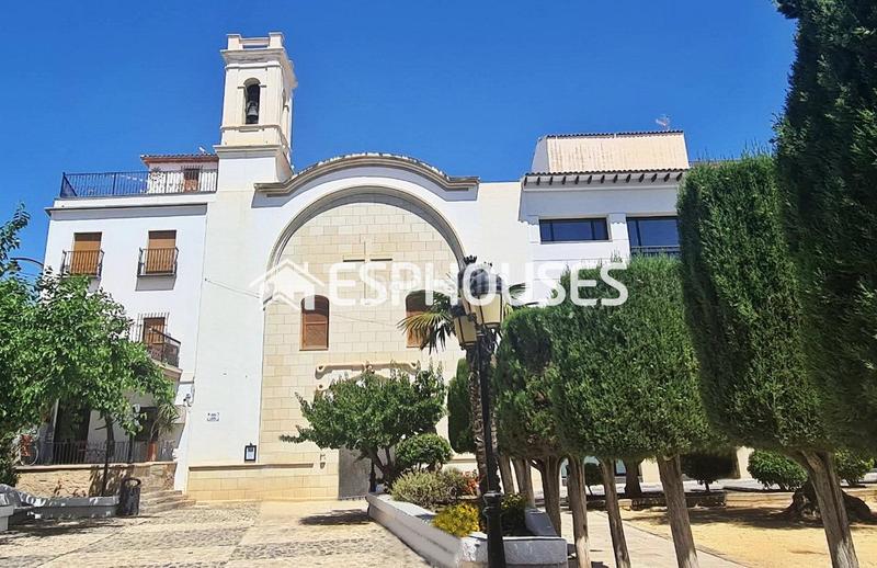 Foto df375b1f-1e49-4d44-b9a4-d5cfb0cff081. Piso apartamento muy céntrico con plaza de parkingquotúltimo precioquot en Altea