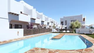Maison à Pilar de la Horadada Ciudad. Bungalow de obra nueva, en planta alta, en pilar de la horadada