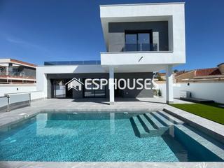Casa en Formentera del Segura. Villa de lujo llave en mano en ciudad quesasda.