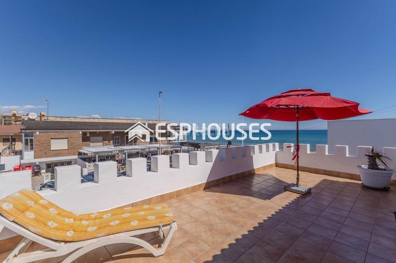 Foto 00a81303-ffc9-4176-b6a0-a8b45571b551. Maison avec parking dans Los Europeos Torrevieja