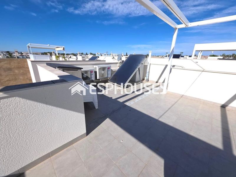 Foto 9af24d35-d91d-4d8a-81ad-6a94d3c14dbf. Casa amb aparcament piscina a Rojales