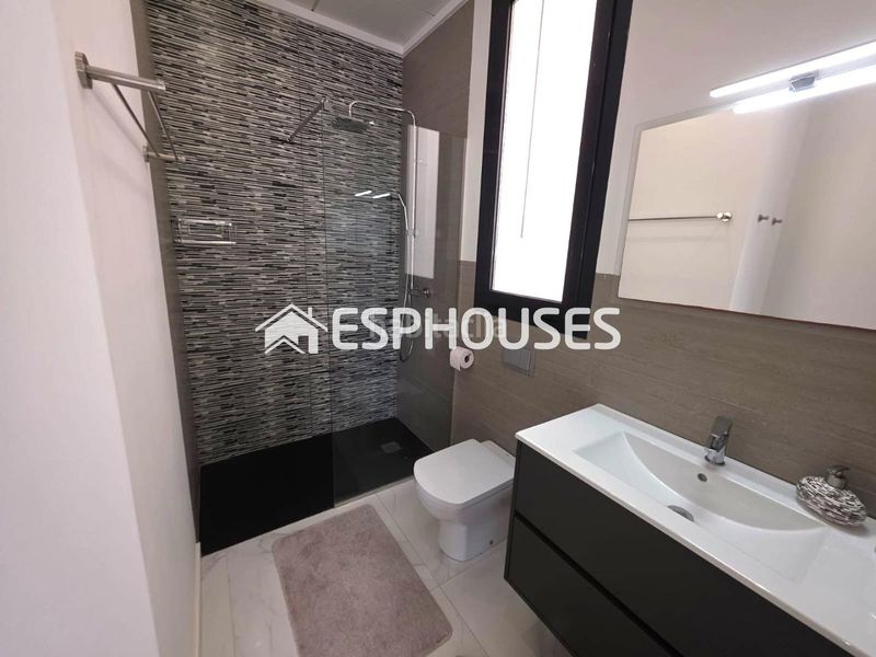 Foto bac0c0b3-b7ee-4dd0-b61e-ad83e6764855. Casa amb aparcament piscina a Rojales