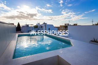 Maison à Torre de la Horadada. Casa adosada lista para entrar a vivir en torre de la horada a 1