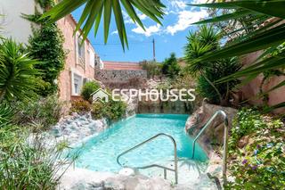 Casa a Los Balcones-Los Altos. Villa mediterránea con gran parcela y áreas verdes en los balcon