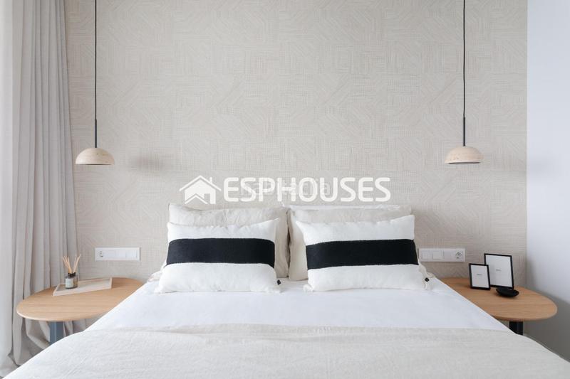 Foto 50b5a79b-20fb-48b0-bcf3-617dbd1b18da. Piccolo appartamento con parcheggio piscina in Playa Poniente Benidorm