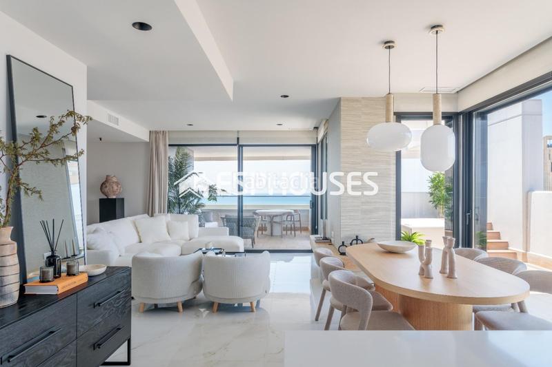 Foto d684a5c8-aba0-4da2-8631-f5c9d9927a38. Piccolo appartamento con parcheggio piscina in Playa Poniente Benidorm