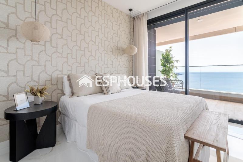 Foto 149b2d6d-7426-4883-adff-488b191a4a4d. Apartament amb aparcament piscina a Playa Poniente Benidorm