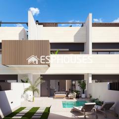 Maison à Pilar de la Horadada Ciudad. Bungalow en planta baja de obra nueva con piscina privada en pil