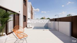 Maison à Pilar de la Horadada Ciudad. Tríplex adosado de obra nueva en pilar de la horadada, cerca del