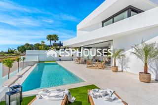 Casa a Polop. Proyecto villas modernas  obra nueva en polop