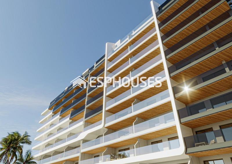 Foto 99c20d93-9409-4ef8-86fe-4bf7c2c33c77. Planta baja apartamento de obra nueva en planta baja en punta prima, a 250m del mar en Torrevieja