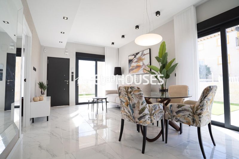 Foto aed059e2-0ecf-4564-9276-1494521deb60. Ground floor with parking pool in Pilar de la Horadada ciudad Pilar de la Horadada