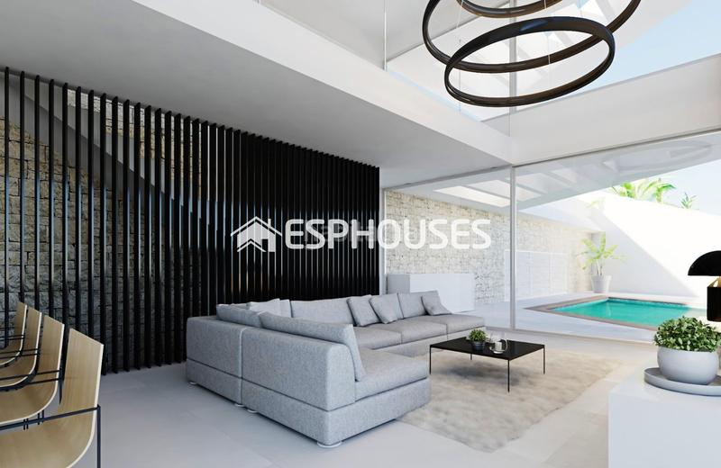 Foto 2f0f6c21-10a1-413f-8860-444ec6375c30. House with parking pool in Zona Levante - Playa Fossa Calp