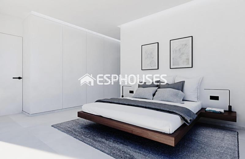 Foto f11f39f5-4218-4cff-9d3f-fc0bc9761a9c. House with parking pool in Zona Levante - Playa Fossa Calp