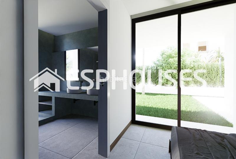 Foto 32a76d3a-3e79-4ea3-97f0-88c2cfac293e. Casa con parcheggio piscina in La Zenia Orihuela