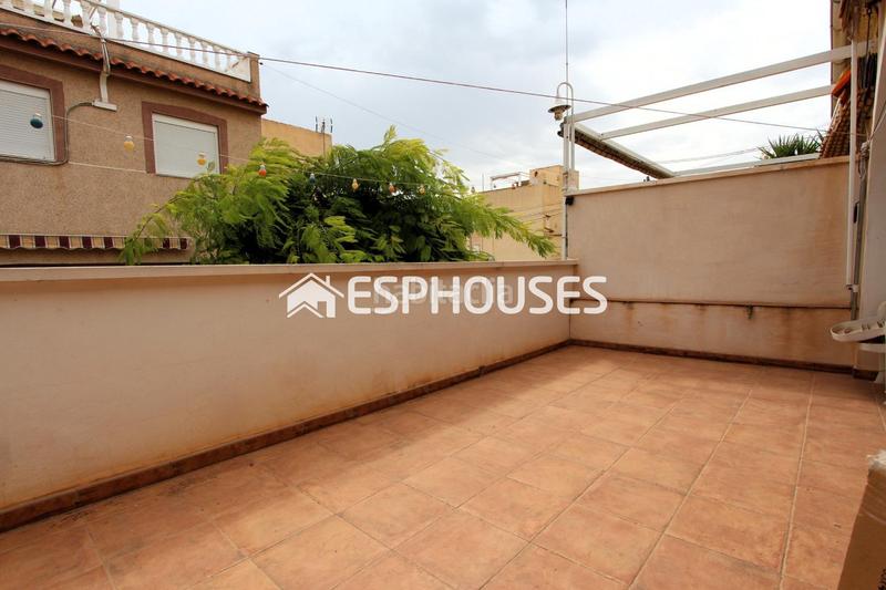 Foto 6a3c8414-40ac-4f74-af25-ae1203c697dc. Casa a San Fulgencio