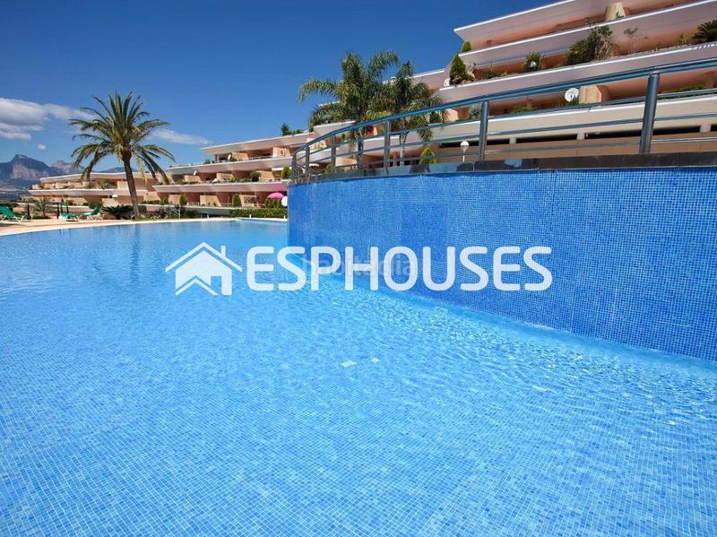 Foto ca4a88bf-0a11-4676-83fa-a85785962fd1. Penthouse with parking pool in Altea la vella Altea