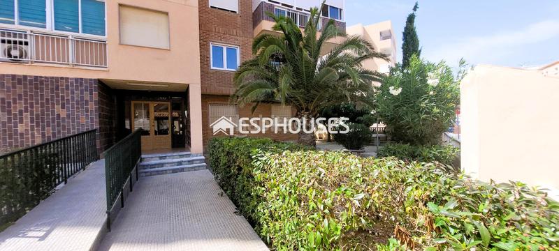 Foto 0cf04f88-f261-48c9-aa06-7ba75b824586. Appartement mit parking in Los Europeos Torrevieja